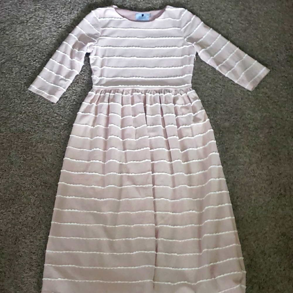 Dainty jewells midi dress